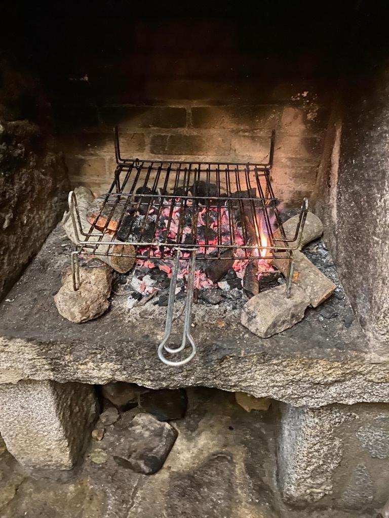Casa Rural La Cuadraa Linares de Riofrío Eksteriør billede