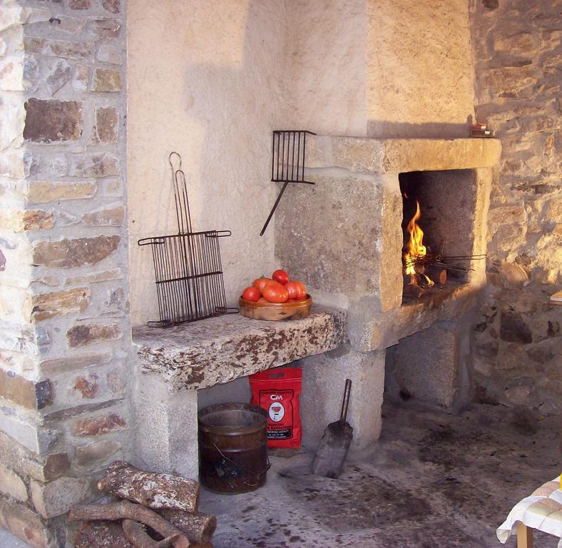 Casa Rural La Cuadraa Linares de Riofrío Værelse billede