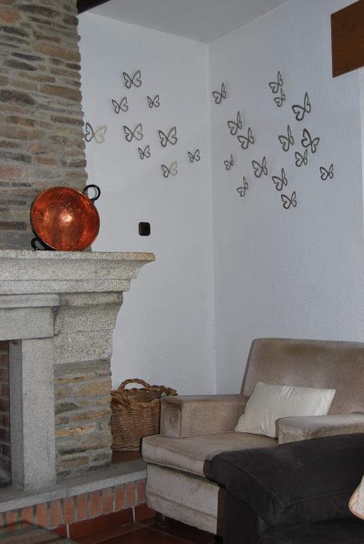 Casa Rural La Cuadraa Linares de Riofrío Eksteriør billede