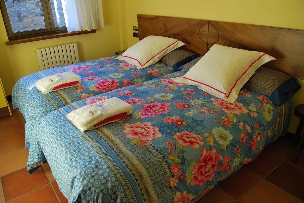 Casa Rural La Cuadraa Linares de Riofrío Eksteriør billede